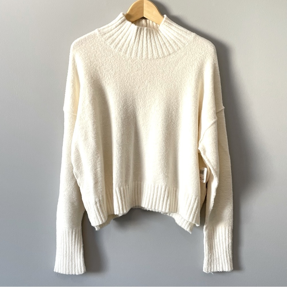 Free People Oversized Écru Sweater
